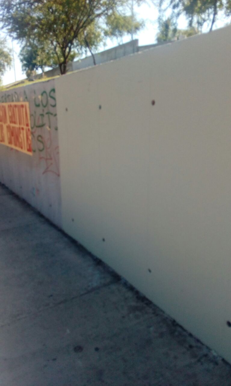 Hospital de Maipu usa mata-graffiti pinturec